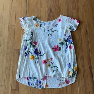 Old Navy Floral Flutter Sleeve Top